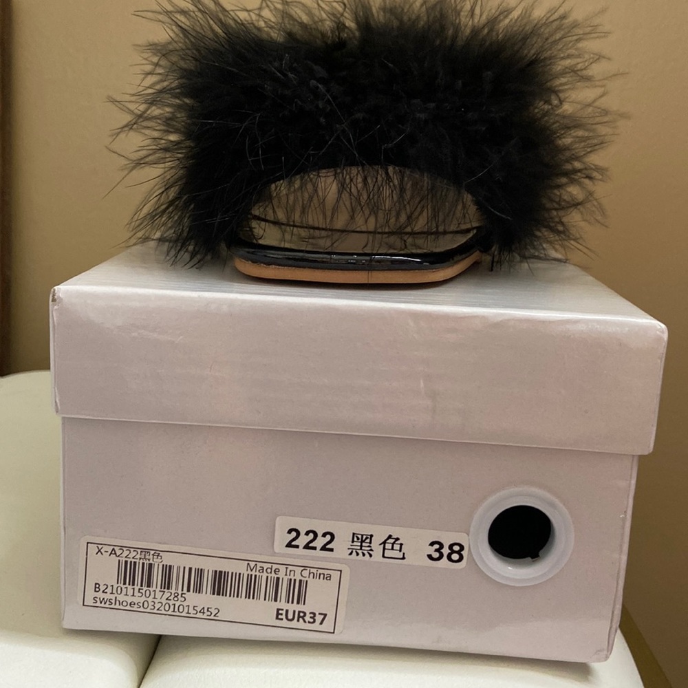 Black Fur heel